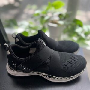 Tiem cycling shoes size 9.5